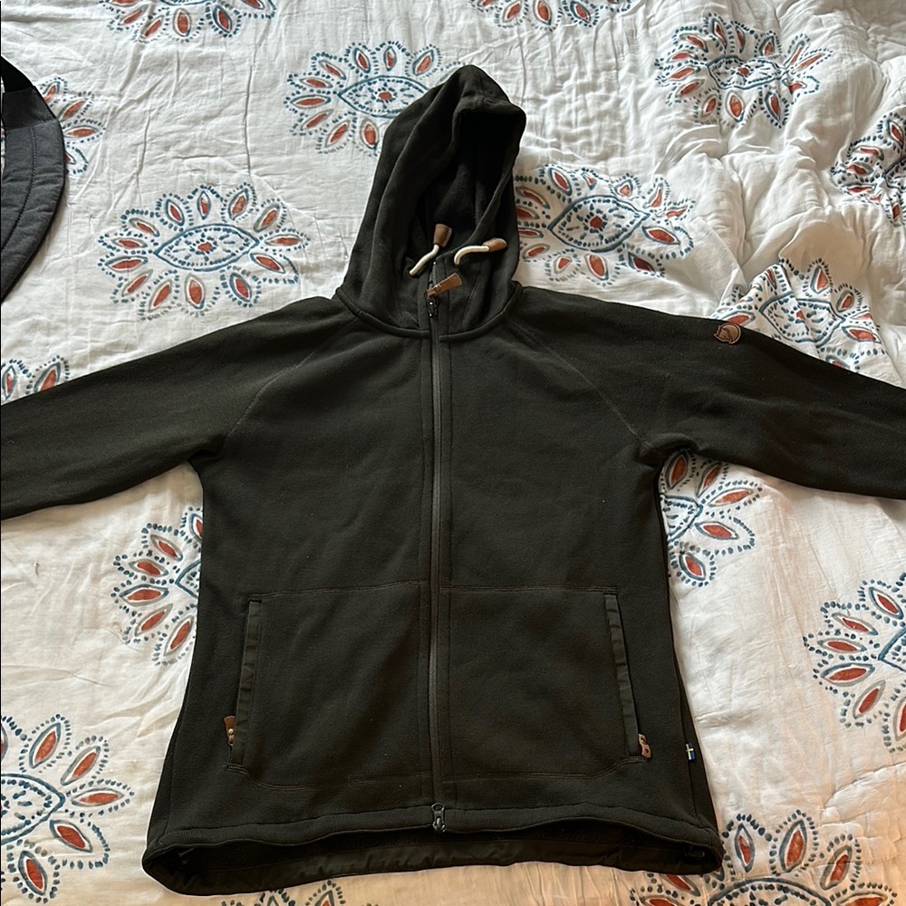 F’jallraven Dark Green Hooded Jacket